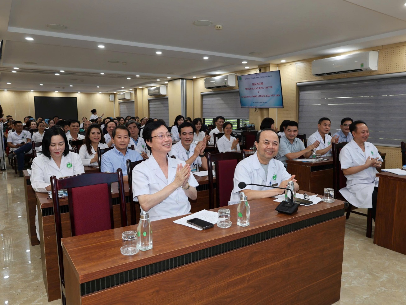 HỘI NGHỊ THỎA ƯỚC LAO ĐỘNG TẬP THỂ   VÀ SƠ KẾT HOẠT ĐỘNG 6 THÁNG ĐẦU NĂM 2026